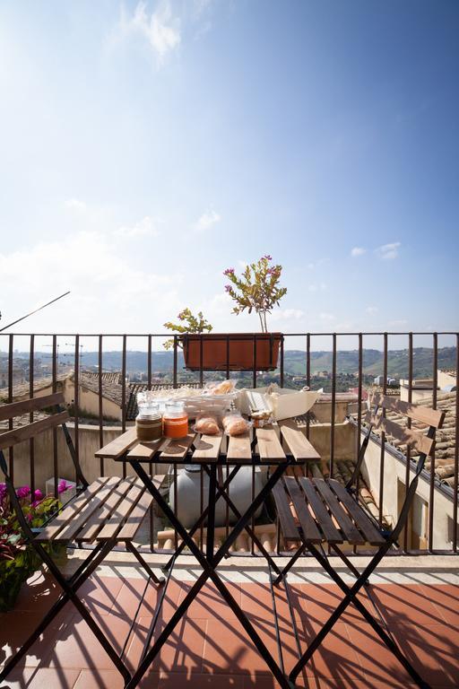 La Majolica Apartment กัลตาจีโรเน ภายนอก รูปภาพ