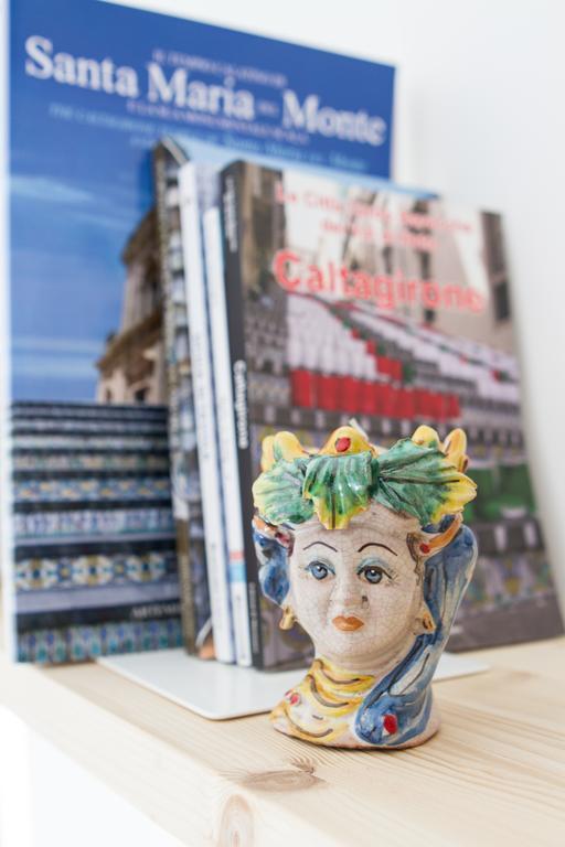La Majolica Apartment กัลตาจีโรเน ภายนอก รูปภาพ